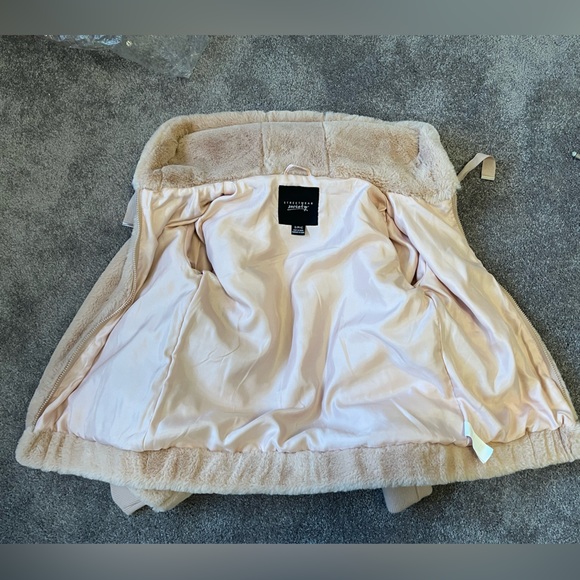 Faux fur bomber jacket SZ Small - Picture 3 of 5